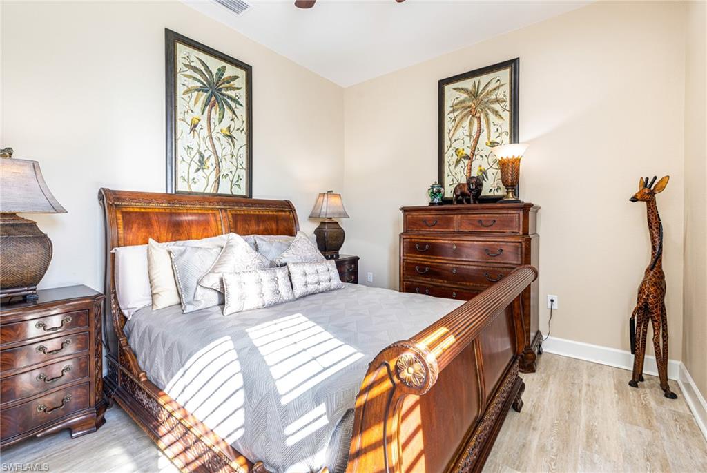 EMERSON SQUARE - Residential