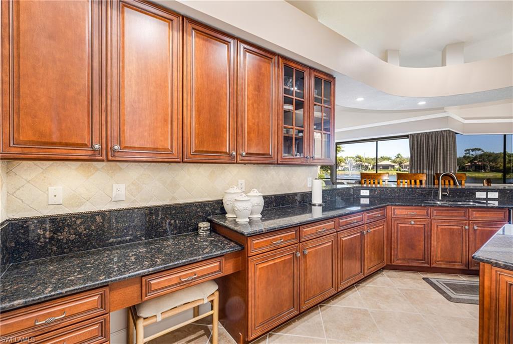 EMERSON SQUARE - Residential