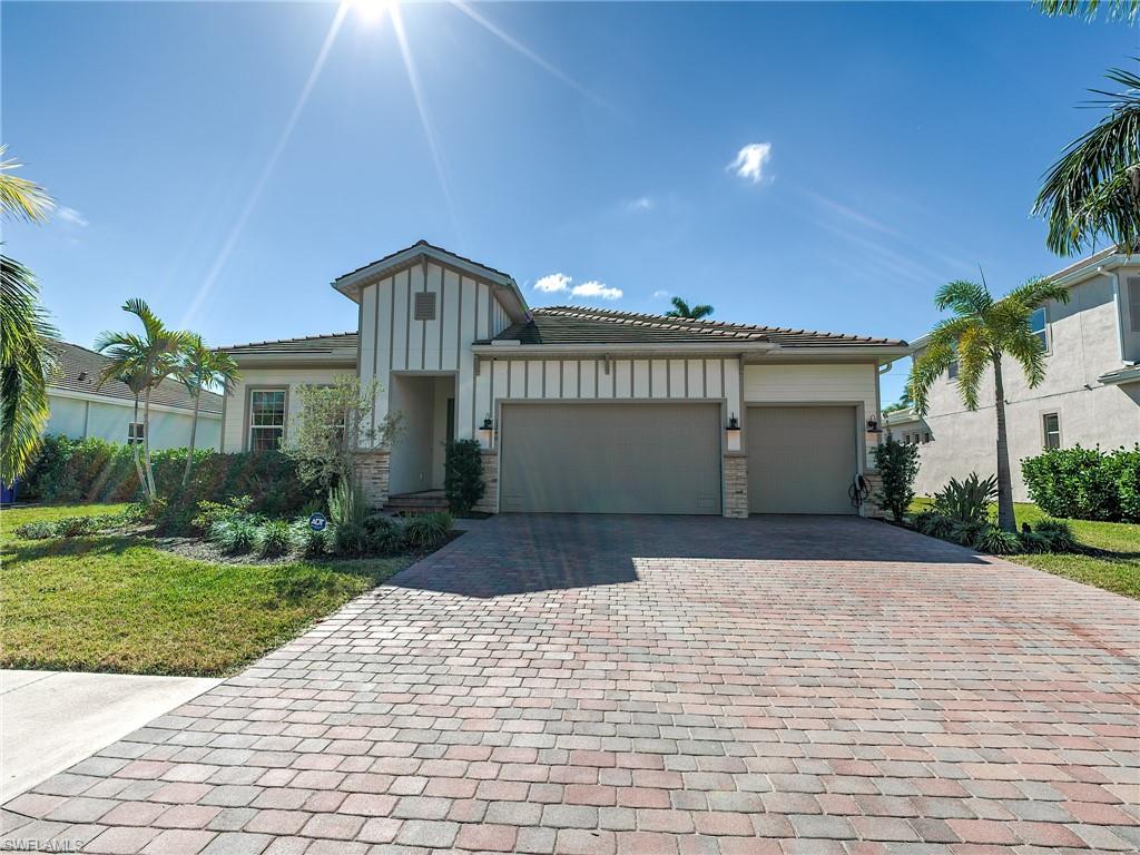 CALOOSA POINTE - Residential