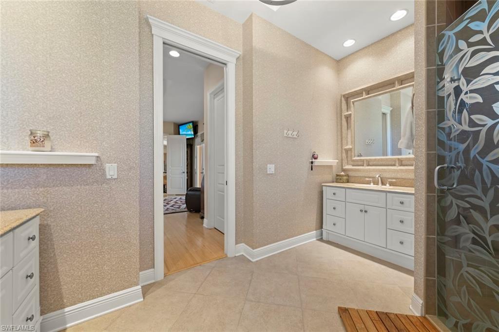 FIDDLESTICKS COUNTRY CLUB - Residential