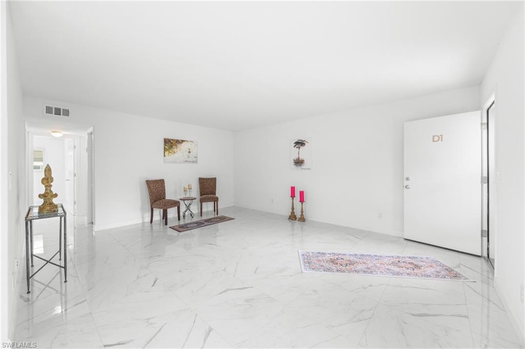 CAPTAINS WALK - Residential