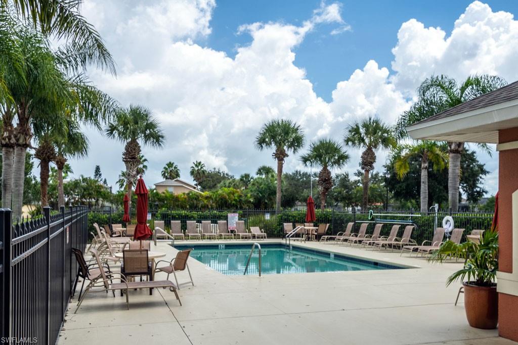 STONEYBROOK - Residential