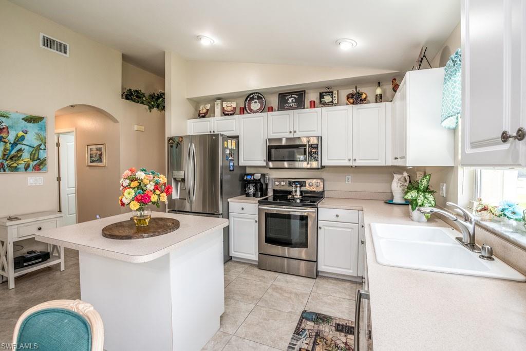 STONEYBROOK - Residential