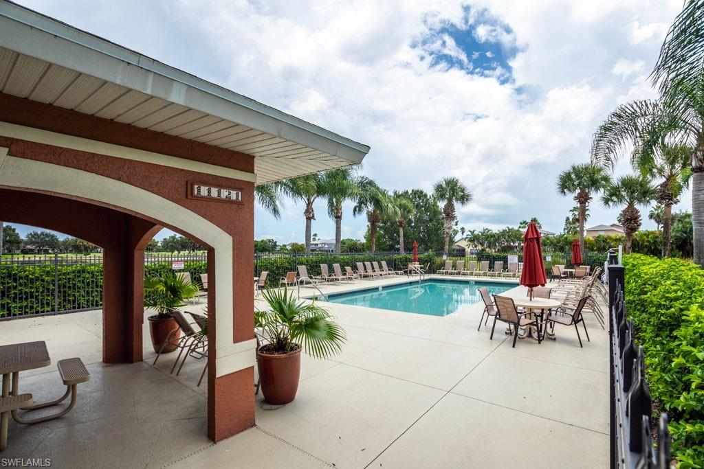 STONEYBROOK - Residential