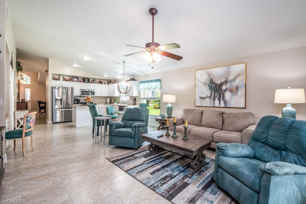 STONEYBROOK - Residential