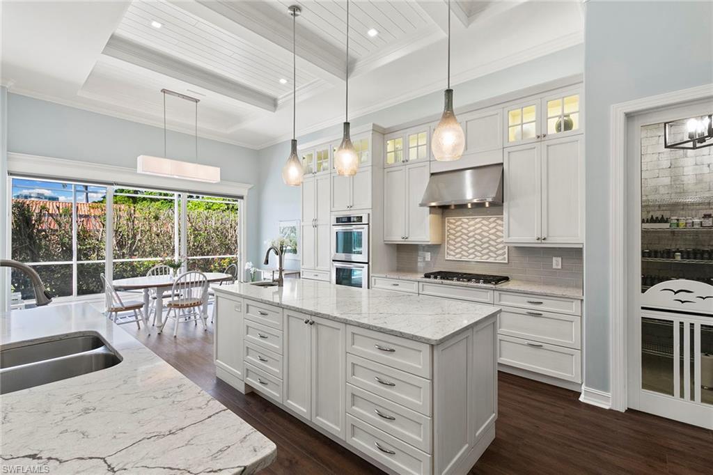 PARK SHORE - Residential