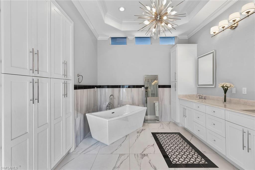 PARK SHORE - Residential