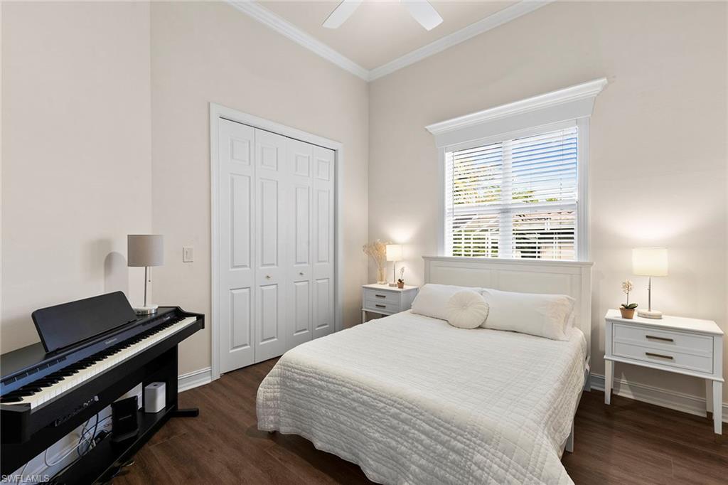 PARK SHORE - Residential