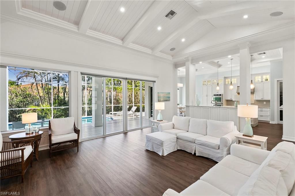 Photo of 3747 Fountainhead LN, NAPLES, FL 34103 (MLS # 225015847)