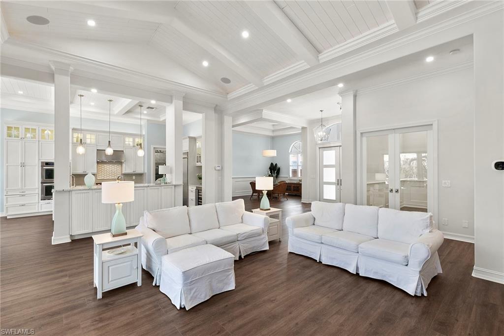 PARK SHORE - Residential