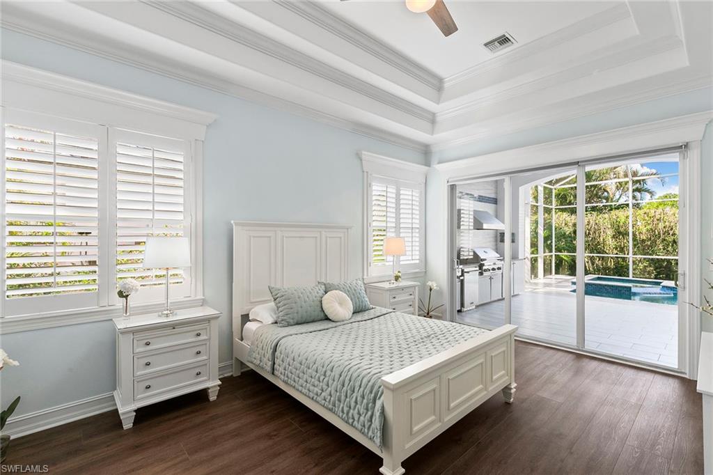 PARK SHORE - Residential