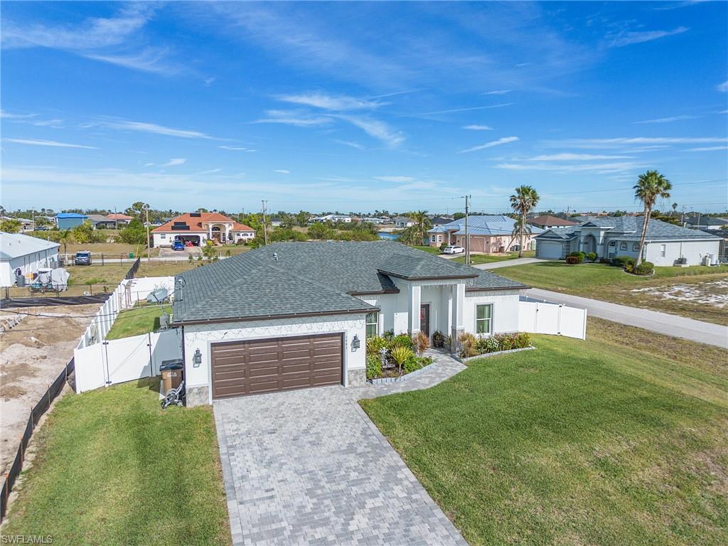 CAPE CORAL - Residential