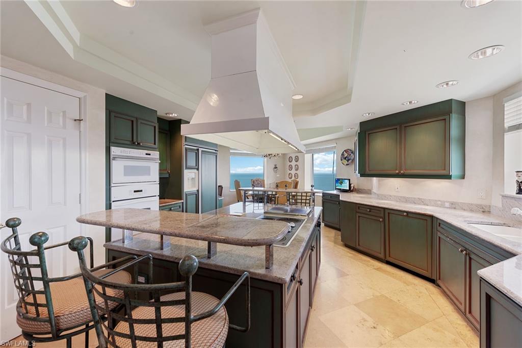 BILTMORE AT BAY COLONY - Residential