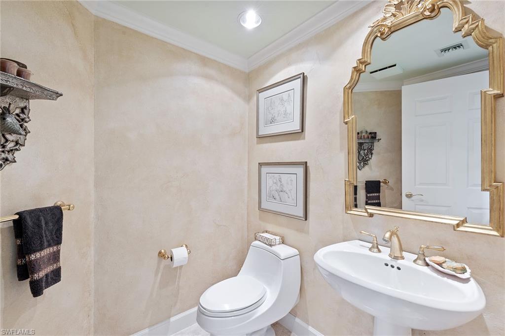 BILTMORE AT BAY COLONY - Residential