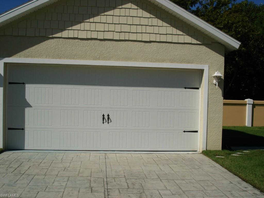 CELEBRATION CAPE - Residential