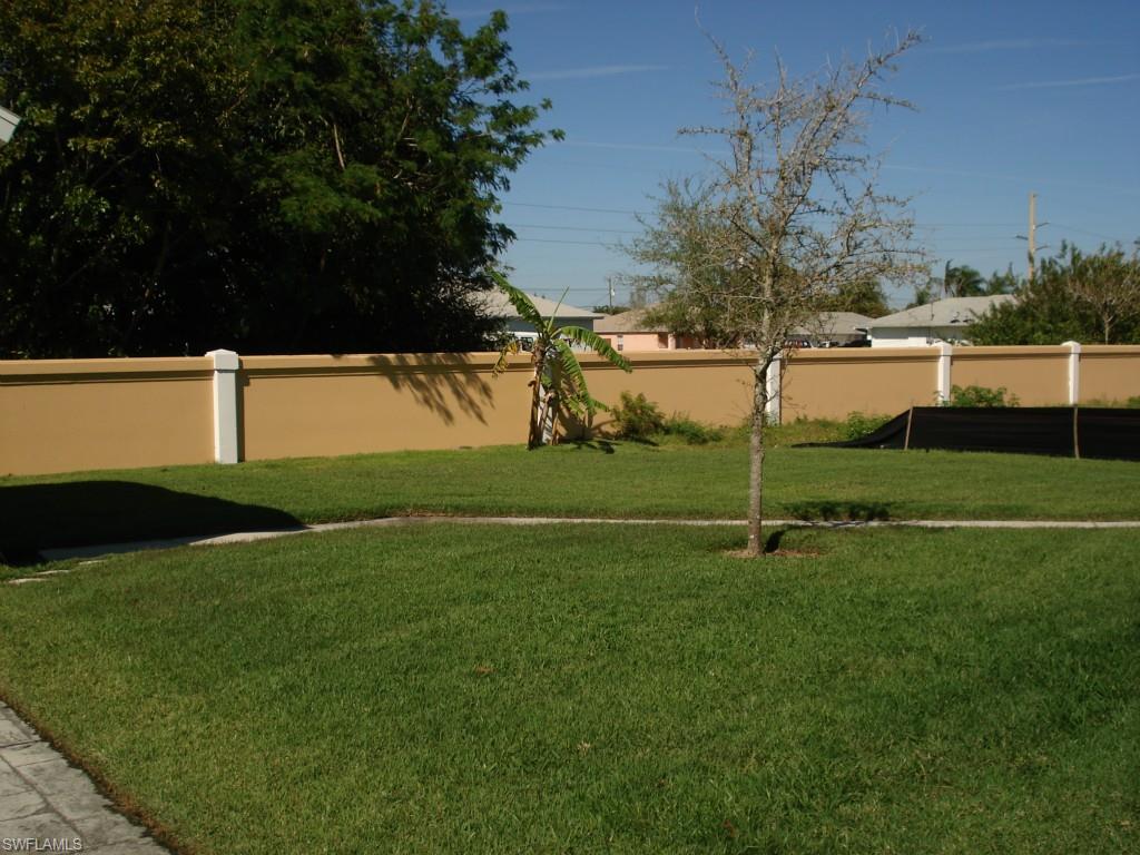 CELEBRATION CAPE - Residential