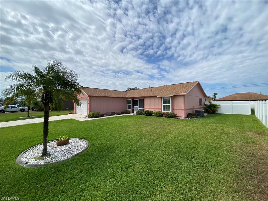 CAPE CORAL - Residential