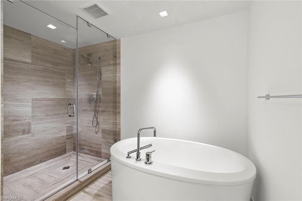 MYSTIQUE - Residential