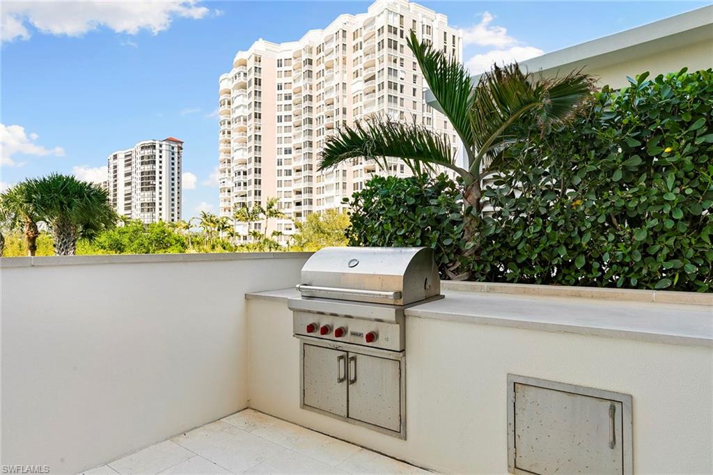 MYSTIQUE - Residential