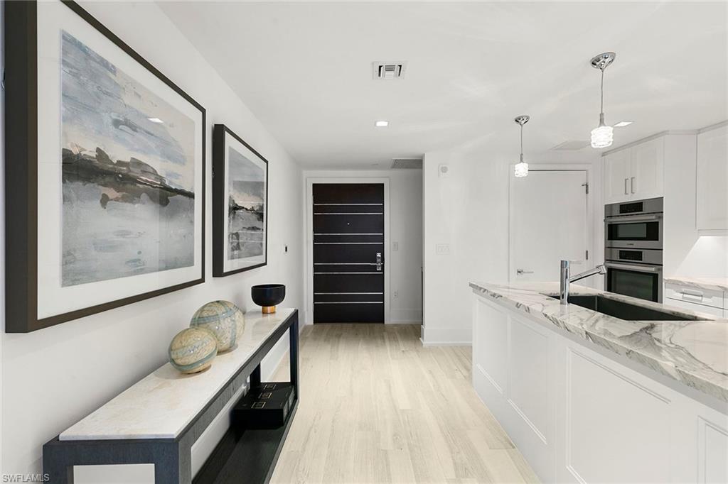 MYSTIQUE - Residential