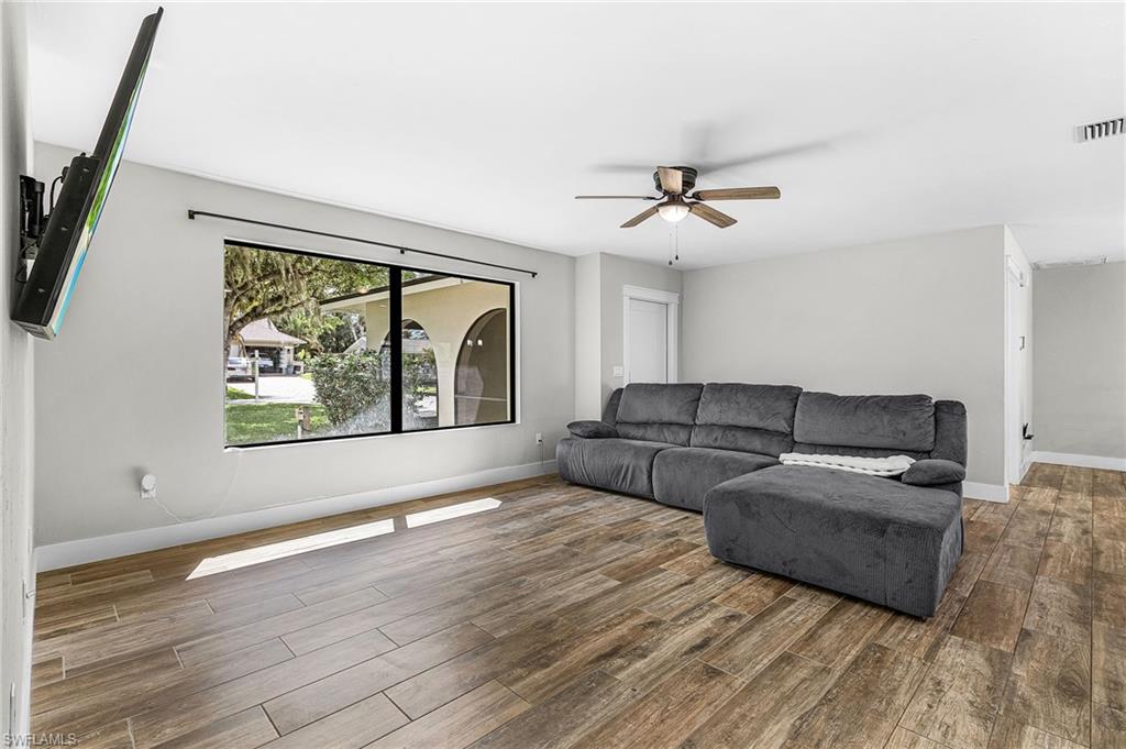 RIVER OAK PARK - Residential