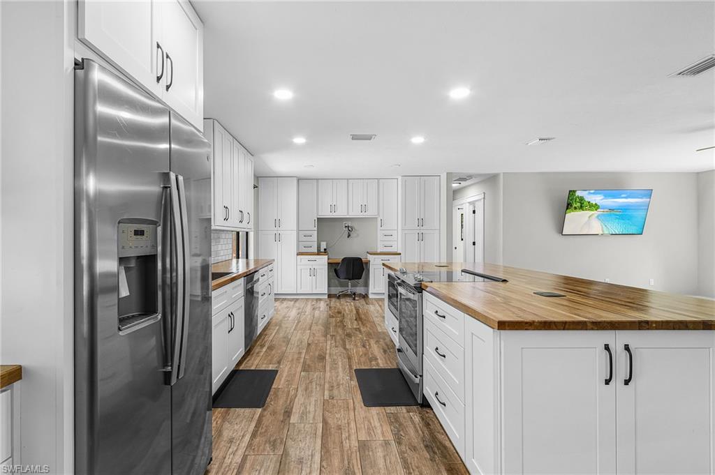 RIVER OAK PARK - Residential