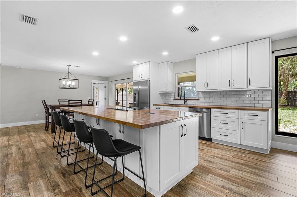 RIVER OAK PARK - Residential