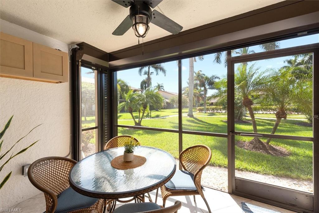 COURT OF PALMS - Residential