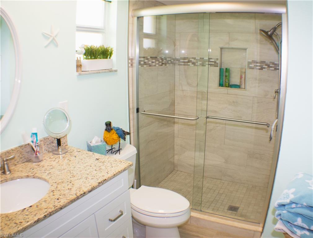 COUNTRY CLUB ESTATES - Residential