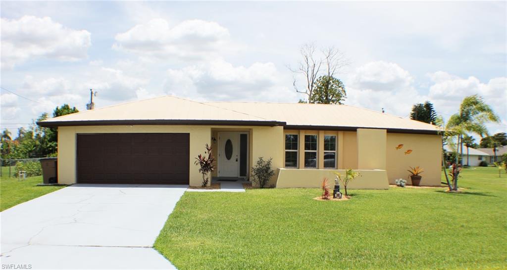 COUNTRY CLUB ESTATES - Residential