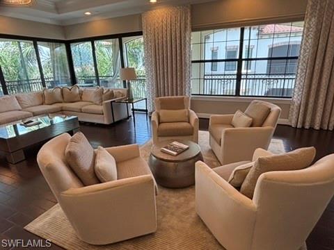 CARRARA - Residential Lease