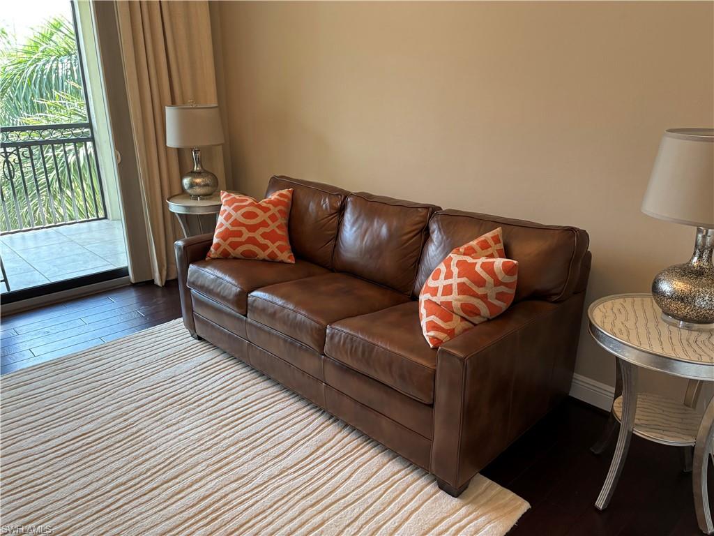 CARRARA - Residential Lease