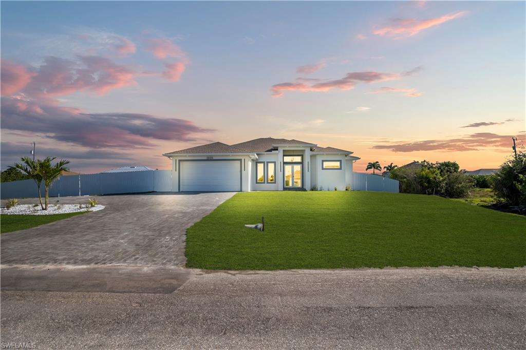 CAPE CORAL - Residential
