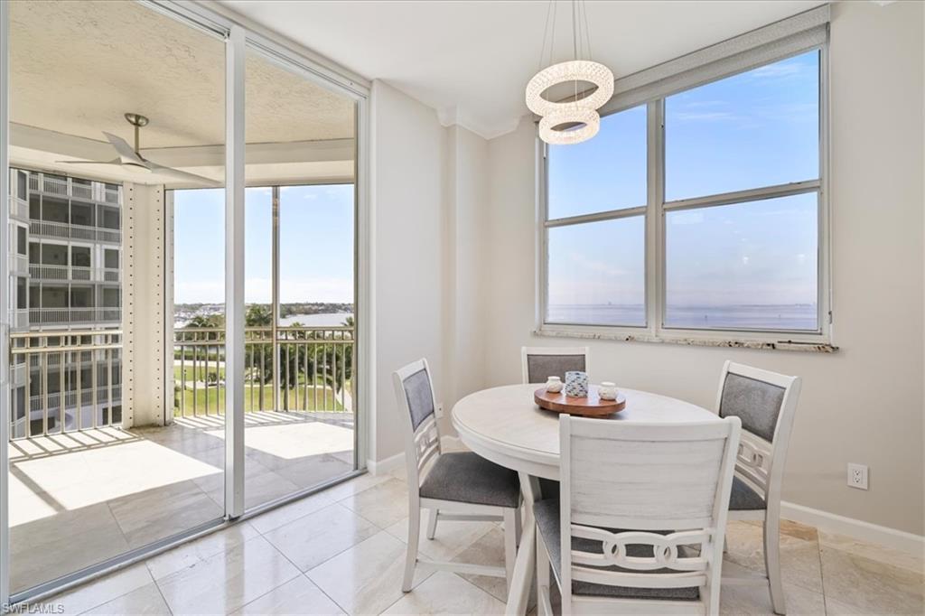 THE SHORES - Residential