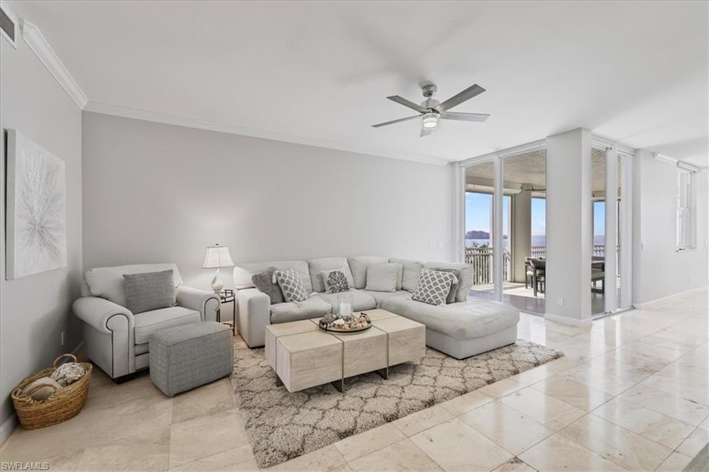 THE SHORES - Residential