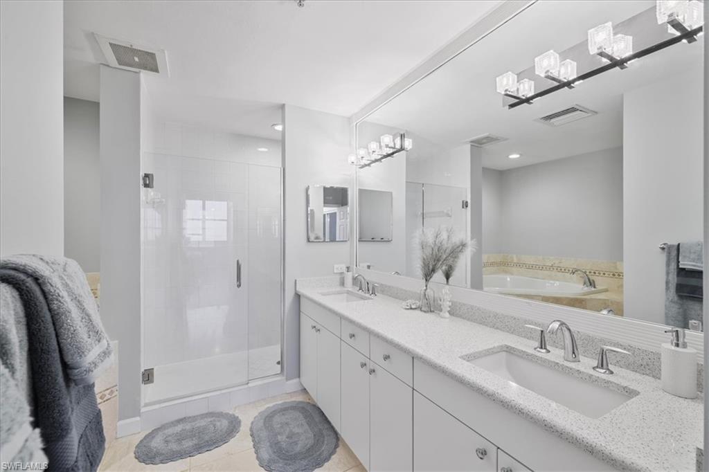 THE SHORES - Residential