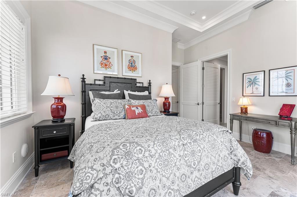 VENETIAN GARDENS - Residential