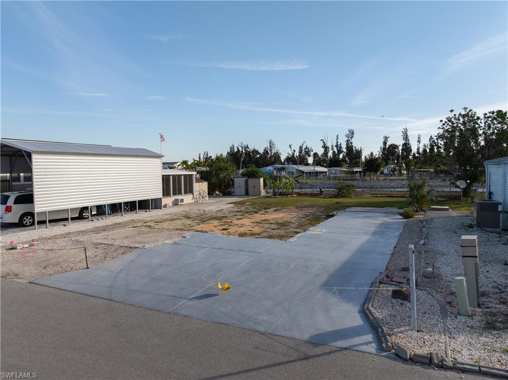 PINE ISLAND COVE - Land