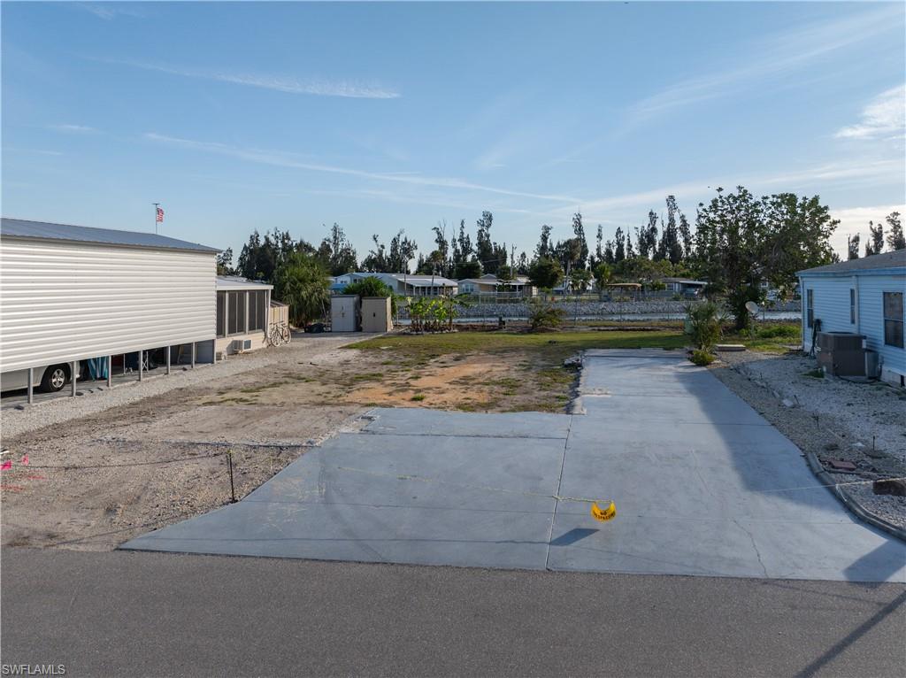 PINE ISLAND COVE - Land