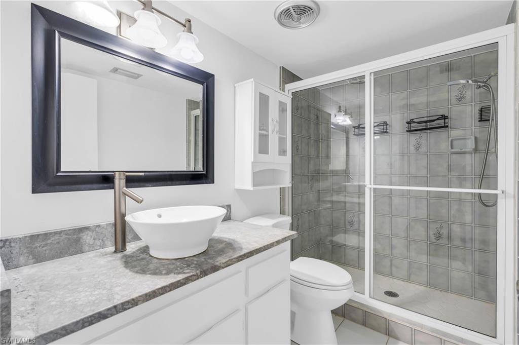 LAKEWOOD - Residential