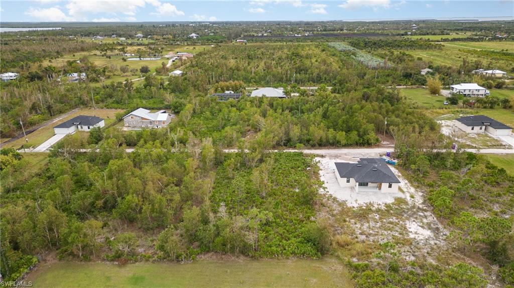 KREAMERS AVOCADO SUBD - Land