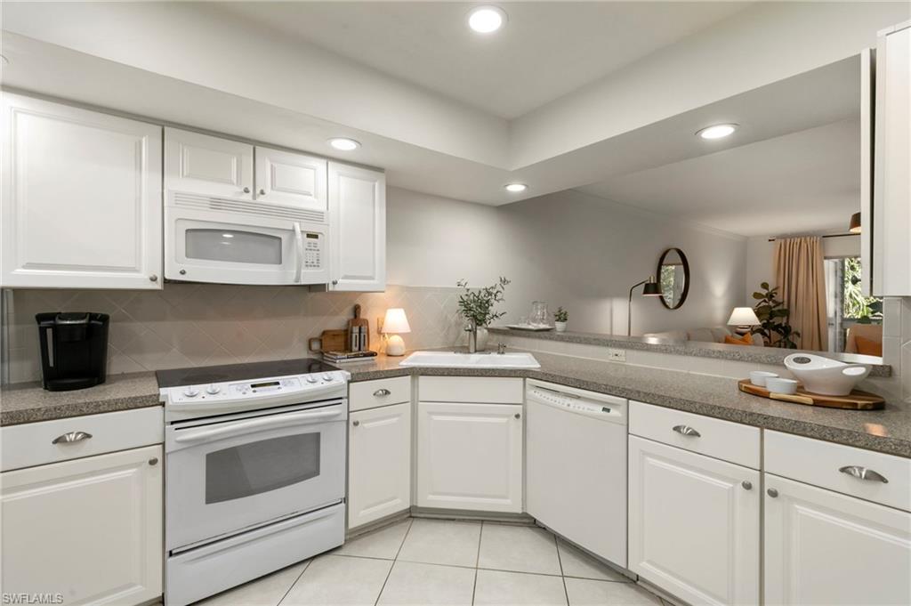 COLONY AT WIGGINS BAY - Residential