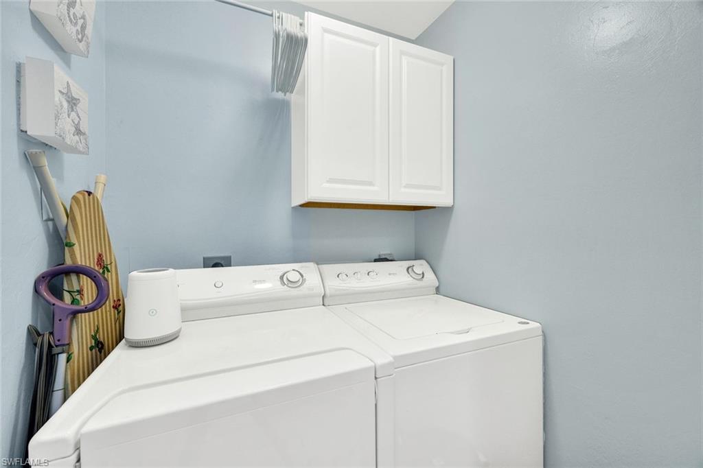 CLUBHOUSE VILLAS - Residential