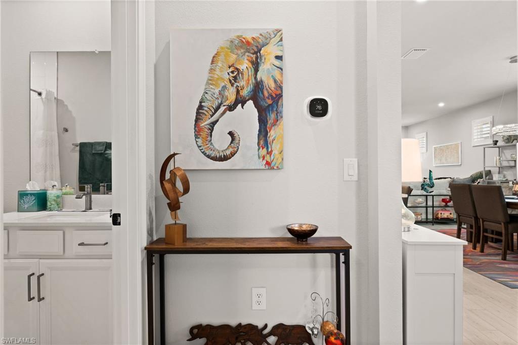 BONAVIE COVE - Residential