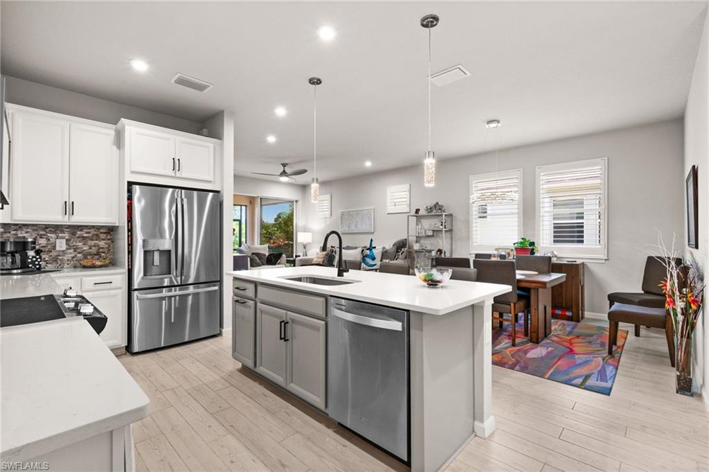 BONAVIE COVE - Residential