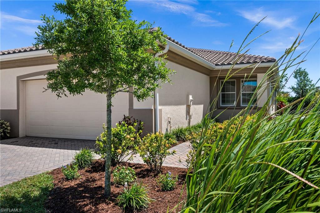 BONAVIE COVE - Residential