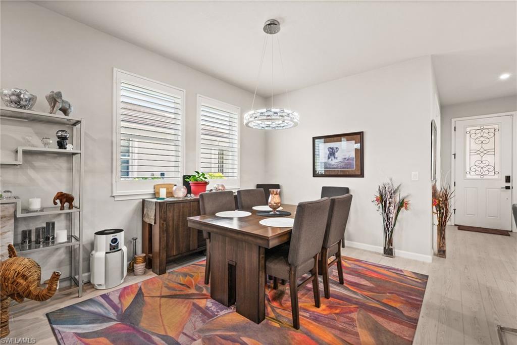 BONAVIE COVE - Residential