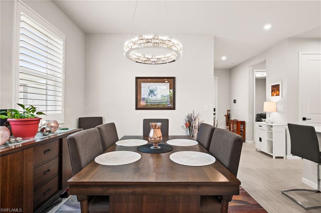 BONAVIE COVE - Residential