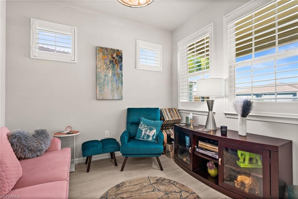 BONAVIE COVE - Residential