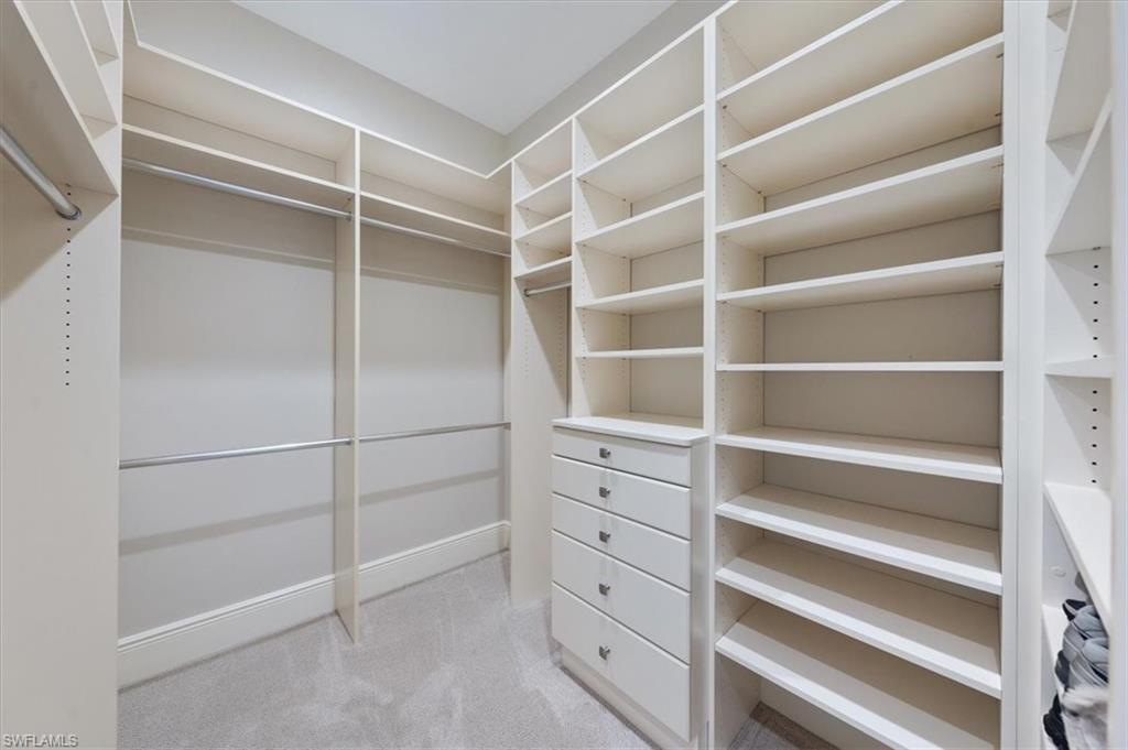 L'ERMITAGE AT GREY OAKS - Residential